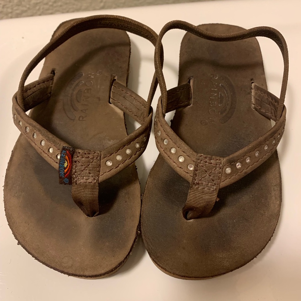Toddler girl rainbow flip flops size 6 sandals